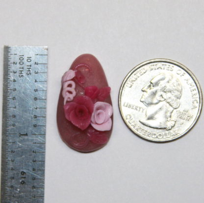 Pink Roses Teardrop Cabochon Size